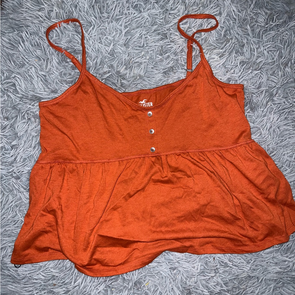 Hollister top
